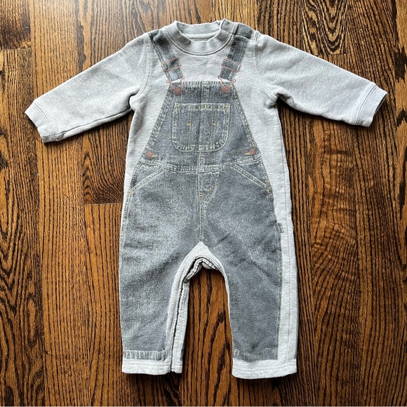 Levi’s Baby Overall with Classic Jumpsuit Print (18M) - Picture 1 of 5